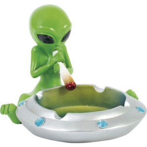 Fujima Smoking Alien Polystone Ashtrays 4ct.