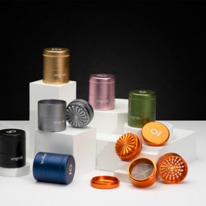 Ongrok 5 Piece Flower Teeth Storage Grinder