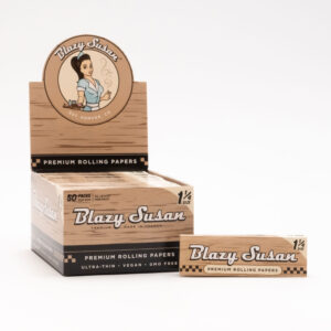 Blazy Susan - Unbleached Rolling Papers Booklet 1-1/4″ | 25 per Display Box